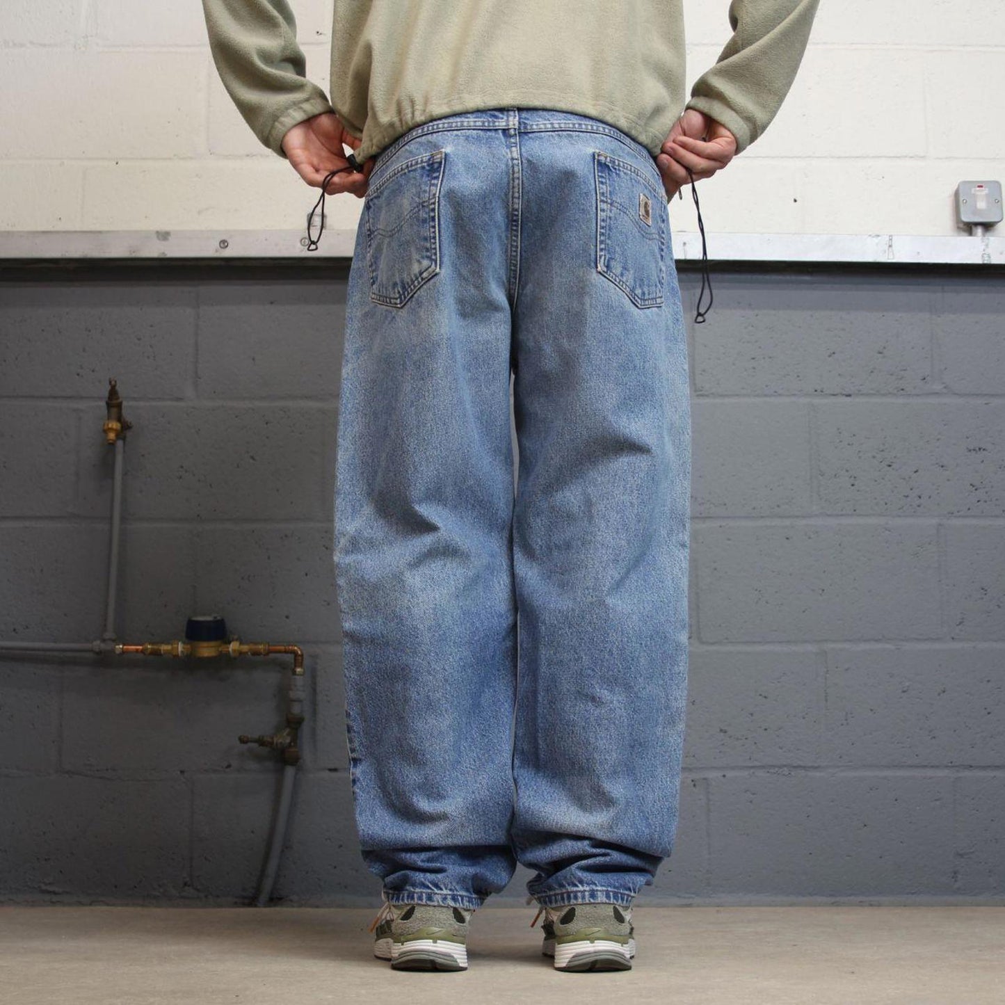 Vintage Carhartt jeans denim work pants blue 38x32 Loose relaxed fit skate style workwear pants