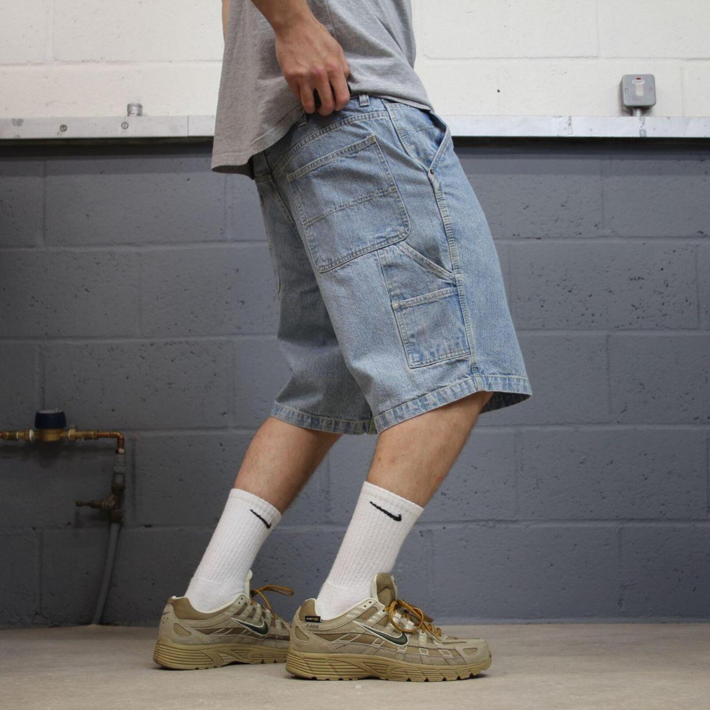 Denim carpenter shorts cargo blue Basic Editions loose leg skater style surf jorts
