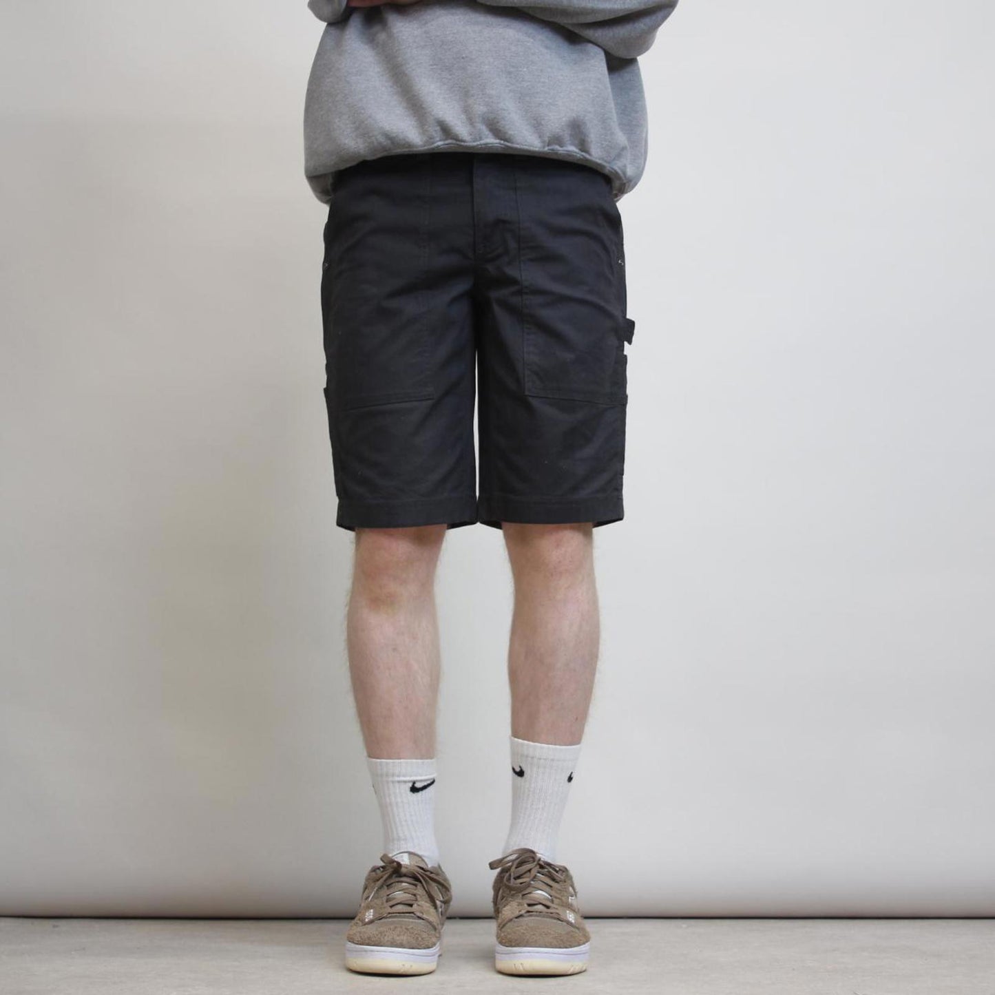 Duluth carpenter jorts size 4 W29