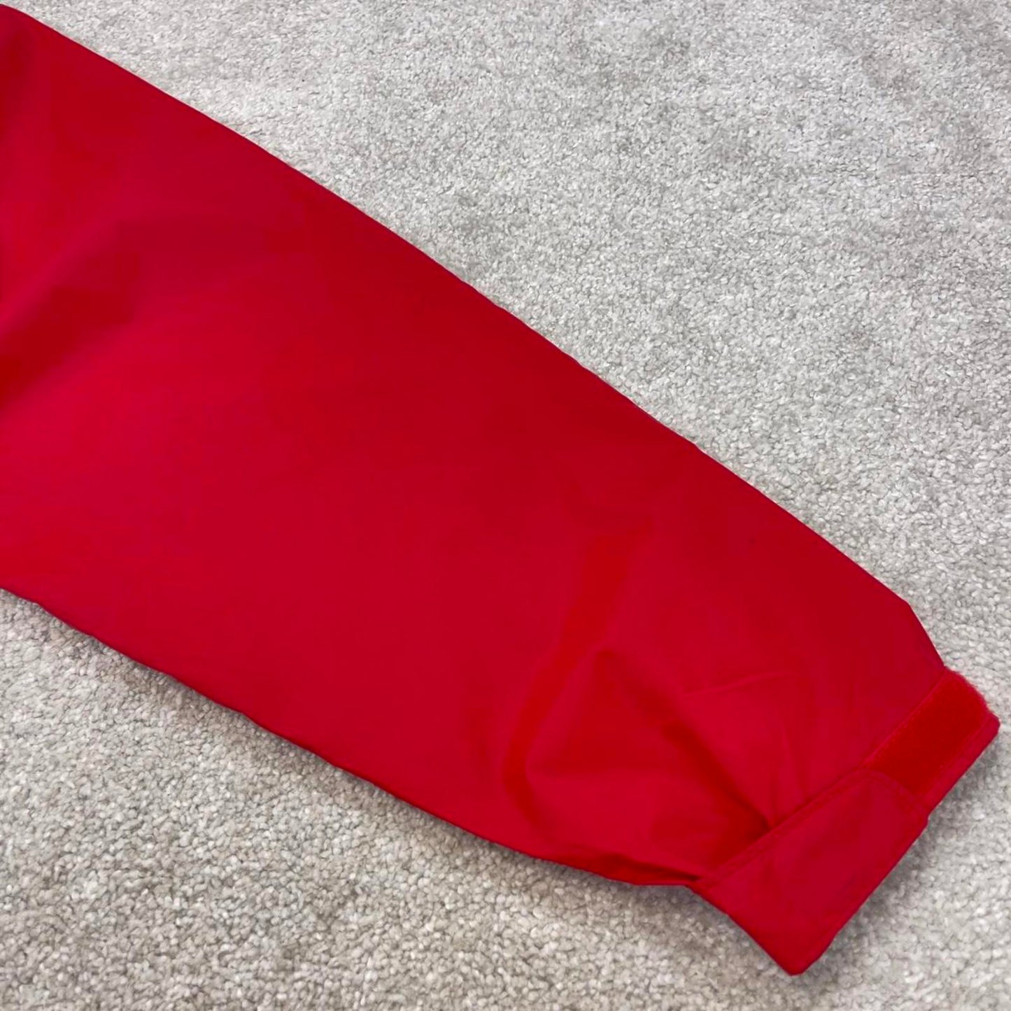 Red grey Columbia technical jacket XL men's y2k style unlined hooded adjustable windbreaker autumn