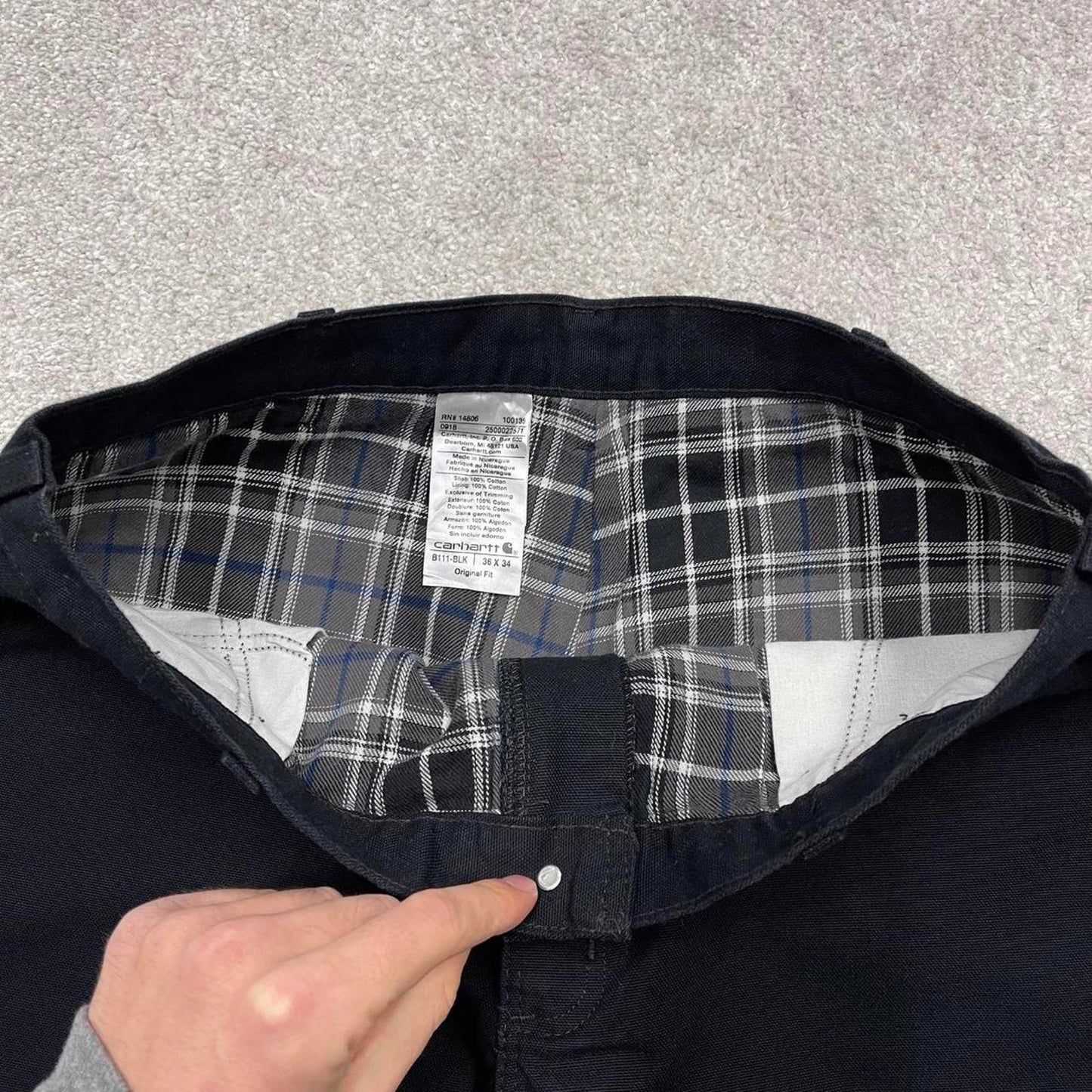 Vintage baggy Carhartt carpenter jeans black 90s skater style W36L34 flannel lined carpenters