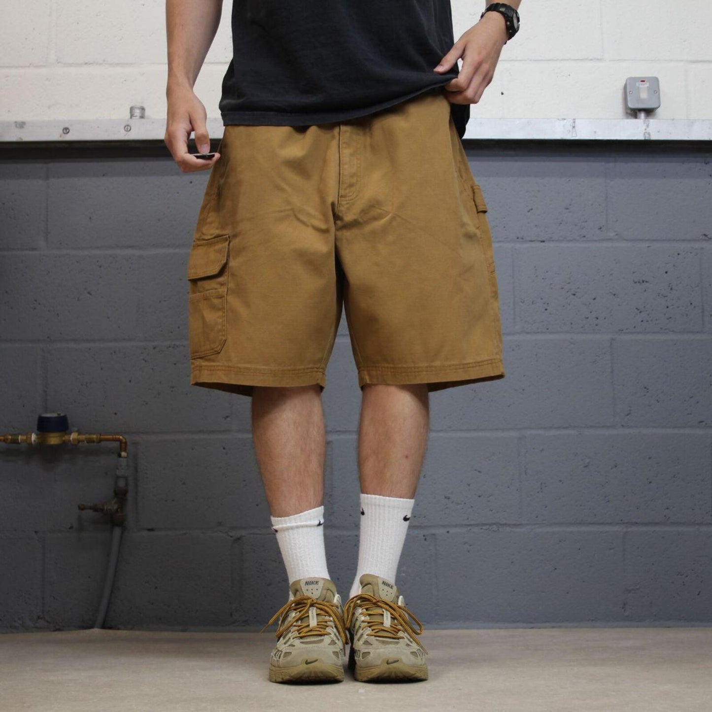 Baggy cargo shorts canvas carpenter tan brown Loose Brahma skater style summer work shorts