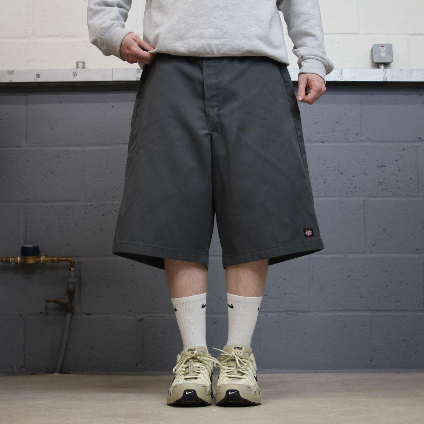 Dickies baggy carpenter shorts grey Twill chino skater style shorts wide long leg
