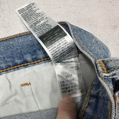 Mens Signature Levi’s shorts W36