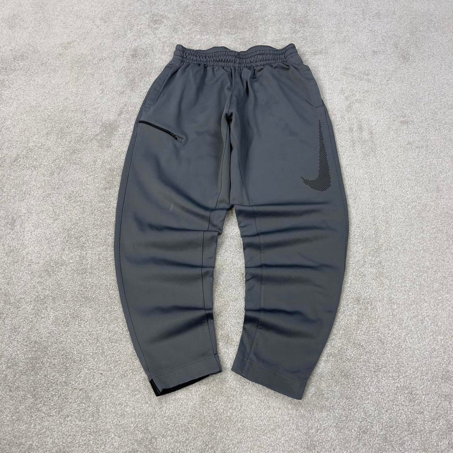 Nike Trackies XL Grey y2k 00s style loose leg joggers print logo fleece lined