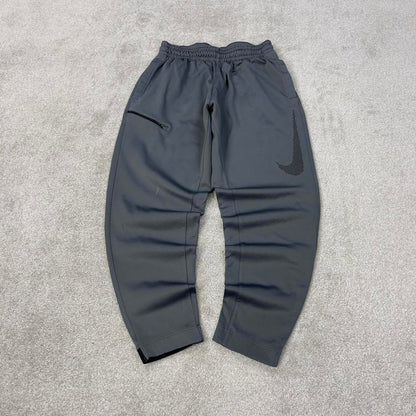 Nike Trackies XL Grey y2k 00s style loose leg joggers print logo fleece lined