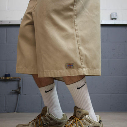 Dickies long baggy shorts W42 khaki carpenter Long chino skater style utility workwear