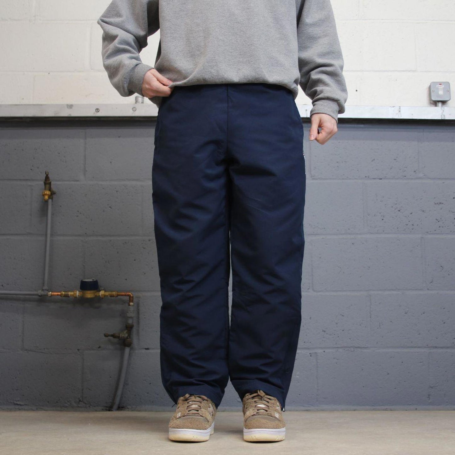 Vintage y2k Reebok tracksuit bottoms navy Loose lined embroidered track pants ankle zips