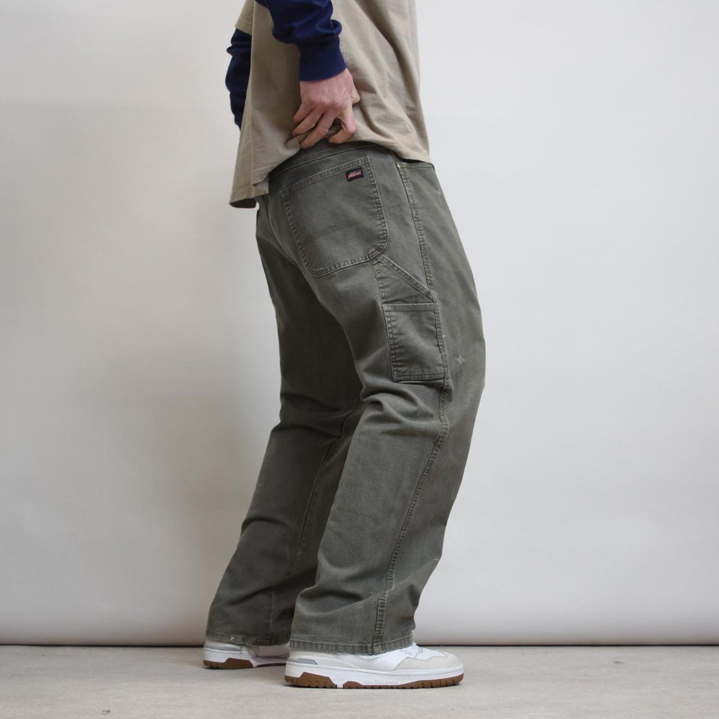 Dickies carpenter jeans W42 L30 khaki loose canvas skater style cargos