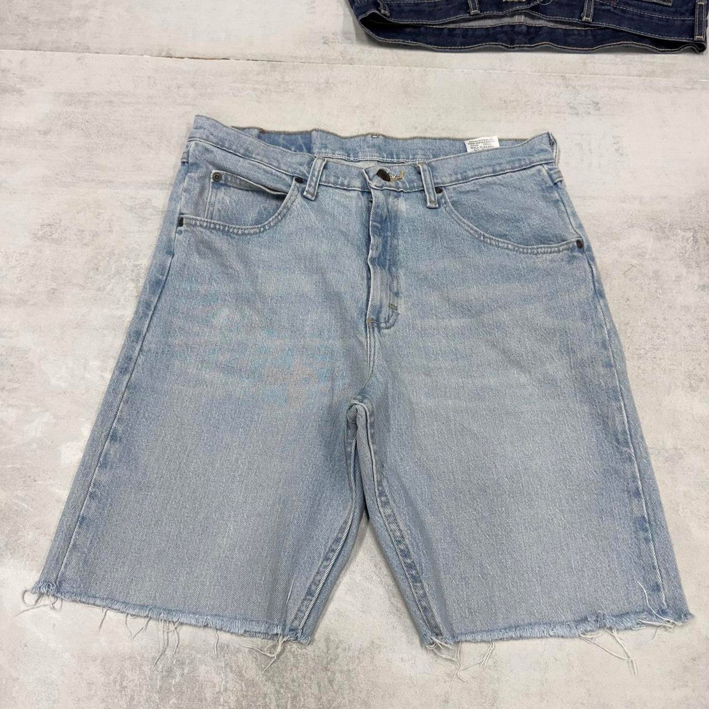 Wrangler jorts W32