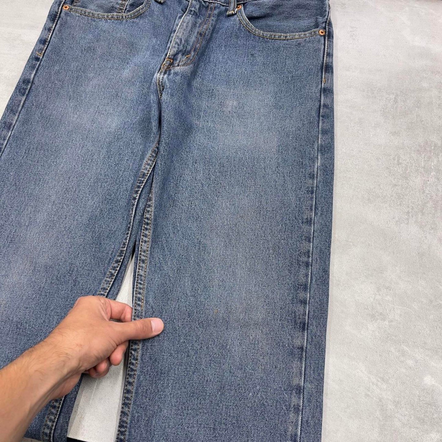 Blue Levis 505 jeans W34L32 blue straight leg y2k style pants red tab logo
