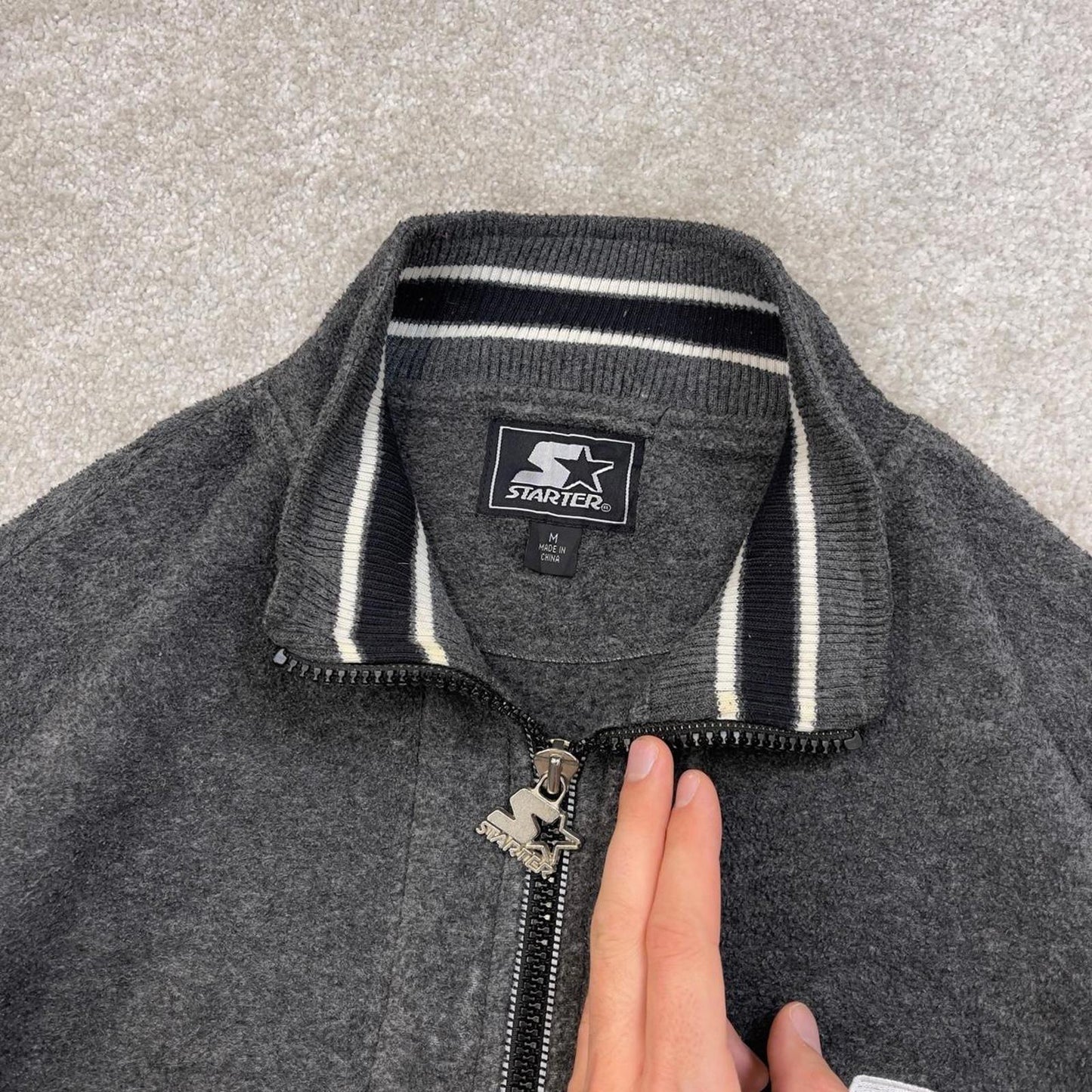 Grey Starter technical half zip up fleece Medium y2k style autumn boxy fit