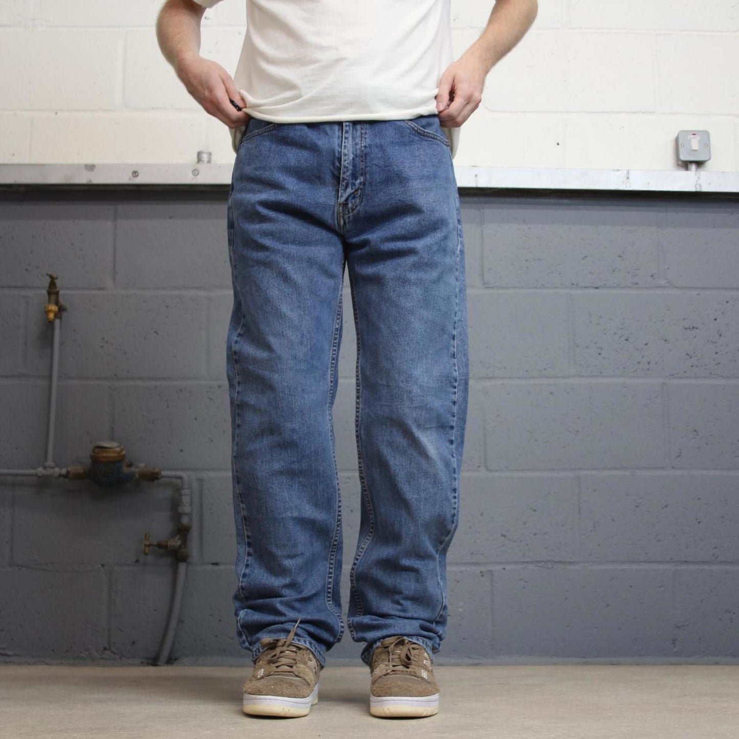 Blue Levis 505 jeans W36L34 blue loose straight leg y2k style pants red tab logo