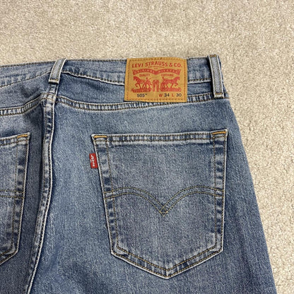 Levi’s 505 jeans Y2K W34L30 blue Levi’s straight leg surf style pants, red tab logo