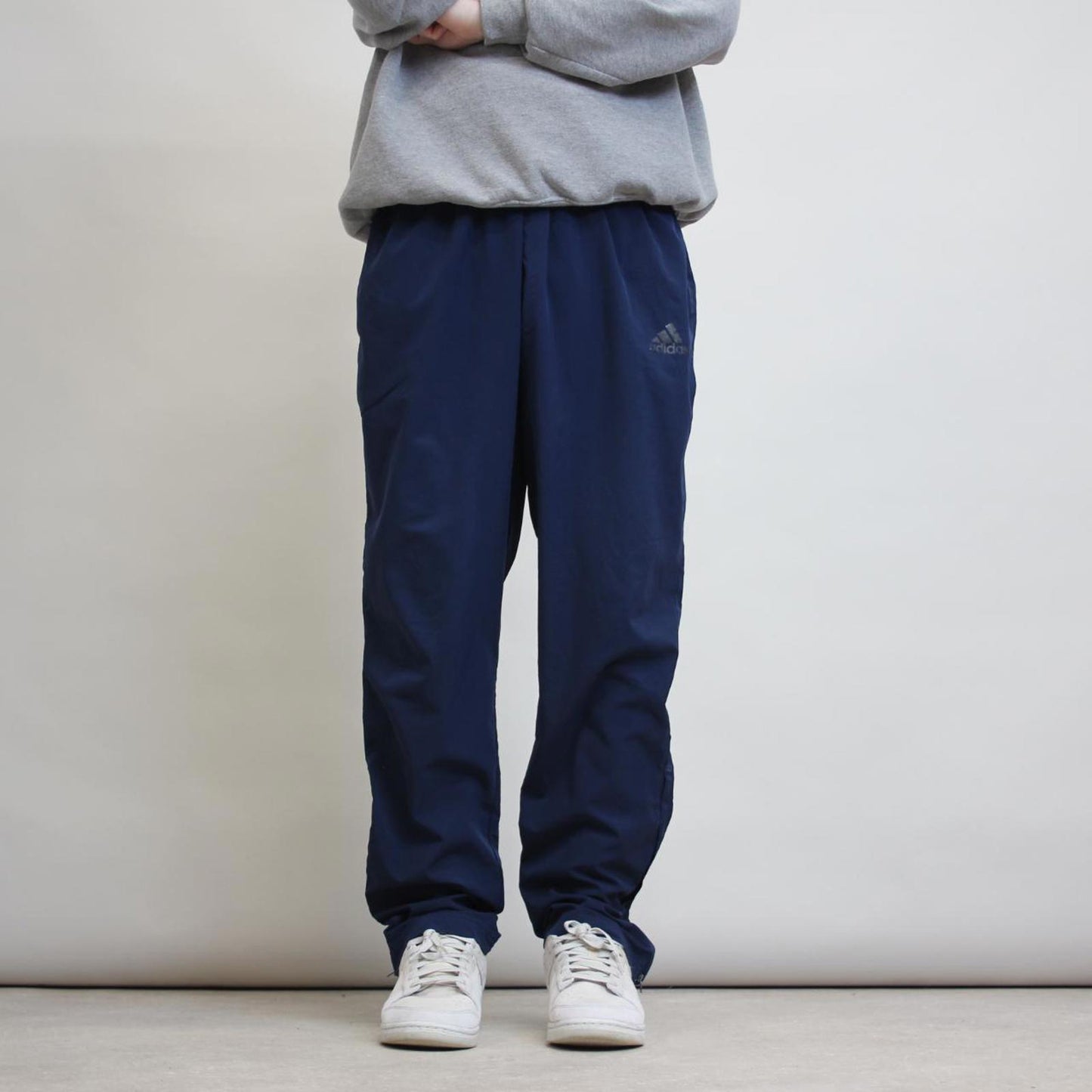Adidas tracksuit bottoms XL navy loose y2k joggers print logo