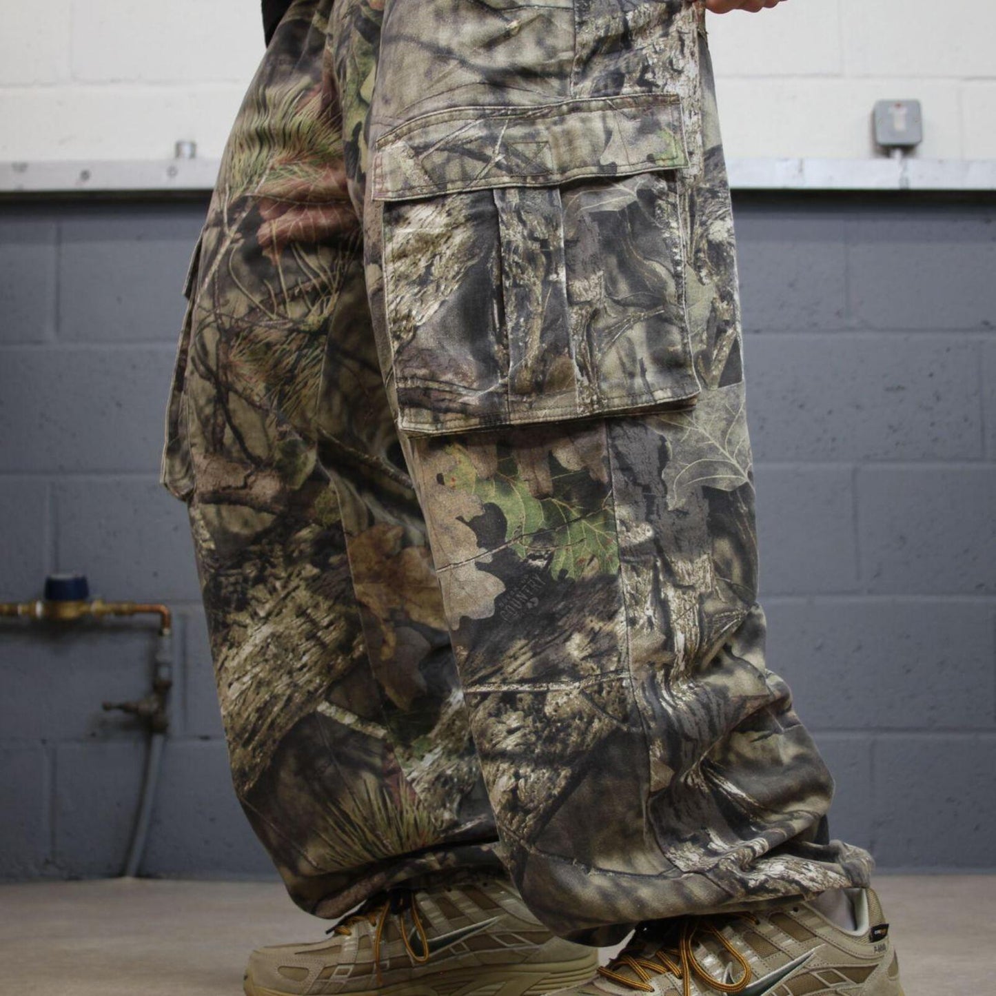 Baggy camo cargo pants Mossy Oak XL green Loose floaty tree camouflage combat trousers