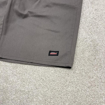 Y2k Dickies chino shorts W40 skater style grey