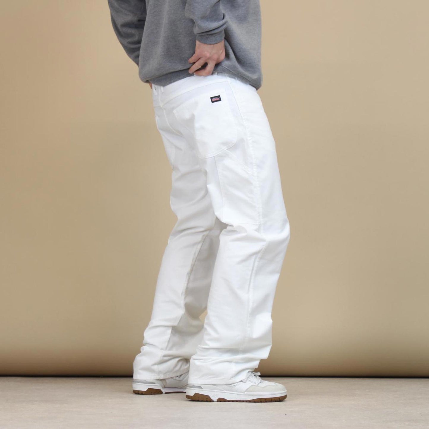 White Dickies carpenter pants W36L34
