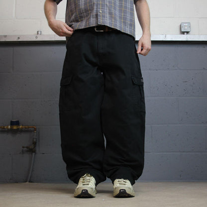 Wrangler baggy cargo pants y2k W36L32 black Loose fit wide leg skater work pants