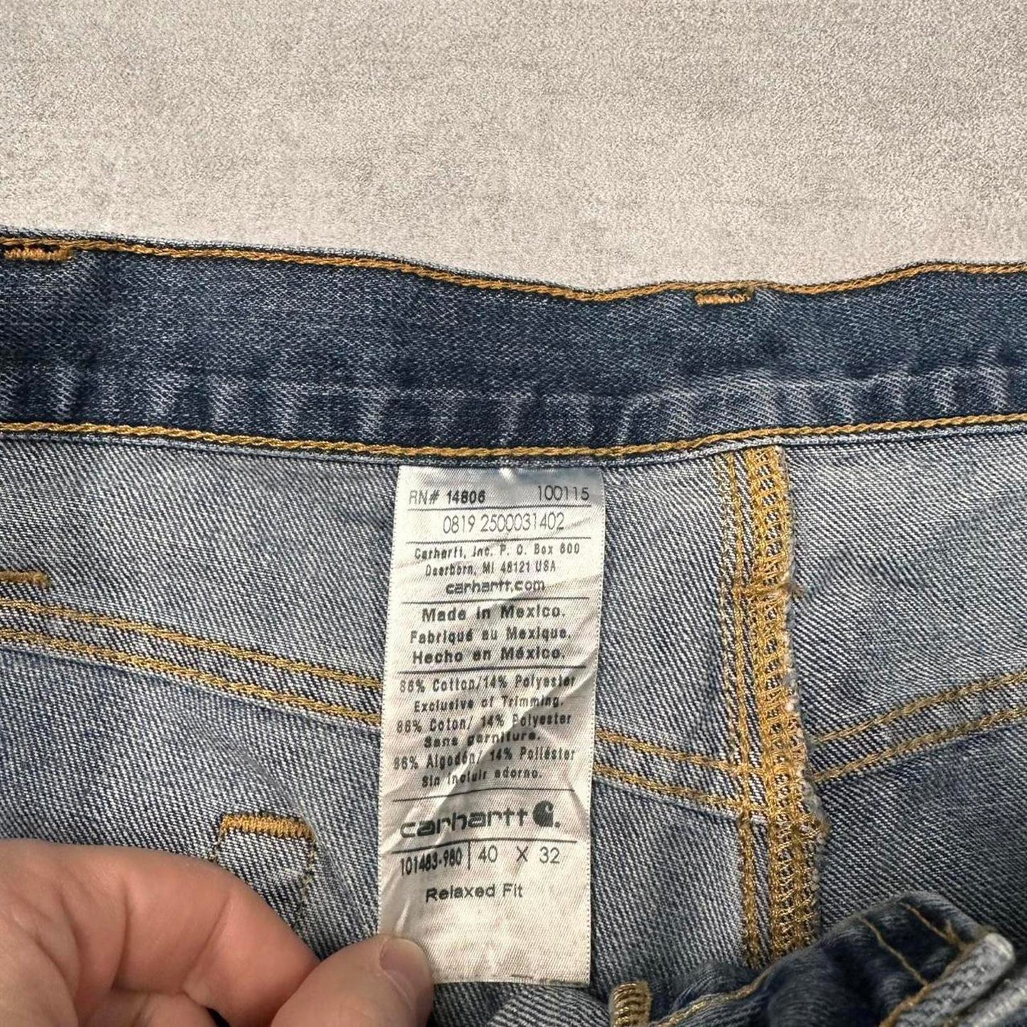 Mens Carhartt jeans W40 L32 relaxed 90s style denim work skater jeans