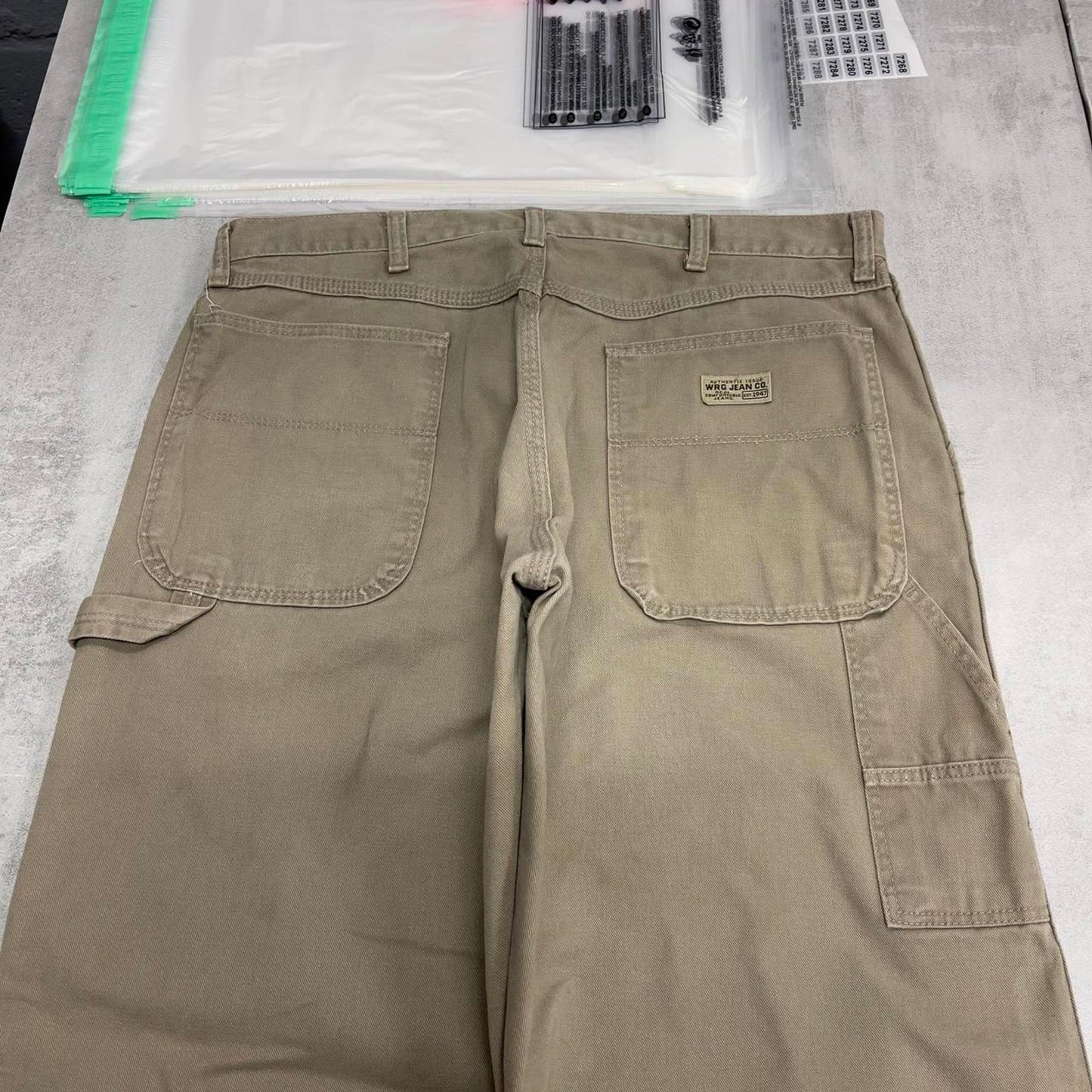 Mens Wrangler baggy carpenter jeans W34 L30
