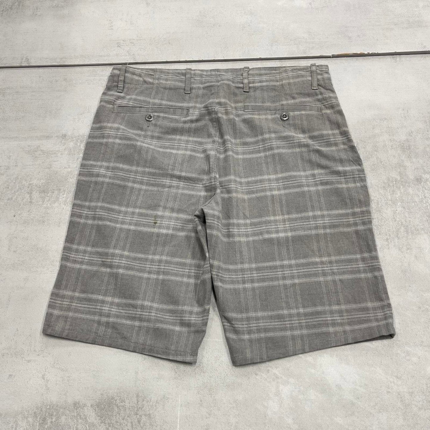 Grey checkered Levi's shorts W34