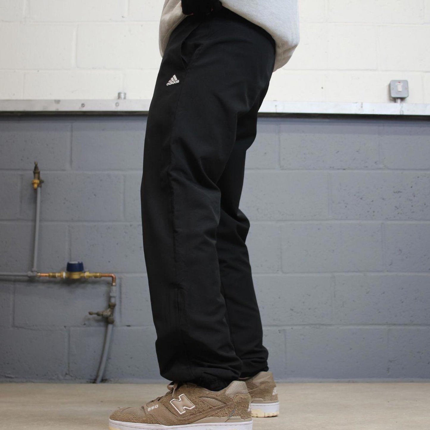 Y2k Adidas tracksuit bottoms black Small mens loose 00s joggers embroidered trackies sporty style