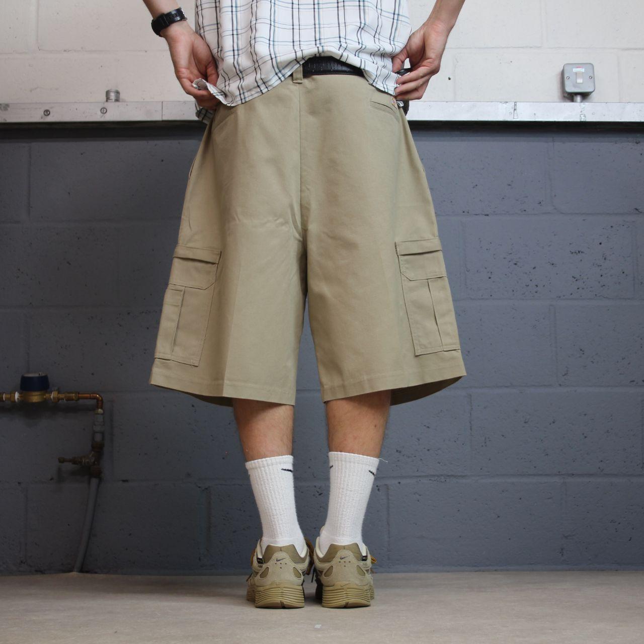 Dickies baggy cargo shorts Y2K khaki Chino skater / surf shorts loose fit festival