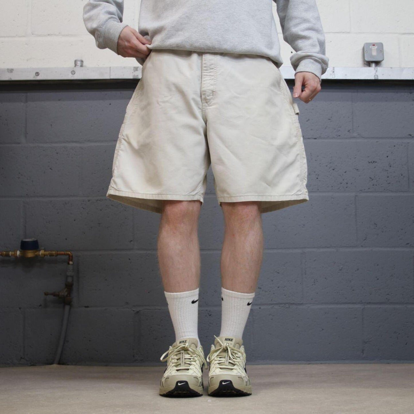 Carhartt carpenter shorts loose workwear beige Canvasy original fit skate style shorts