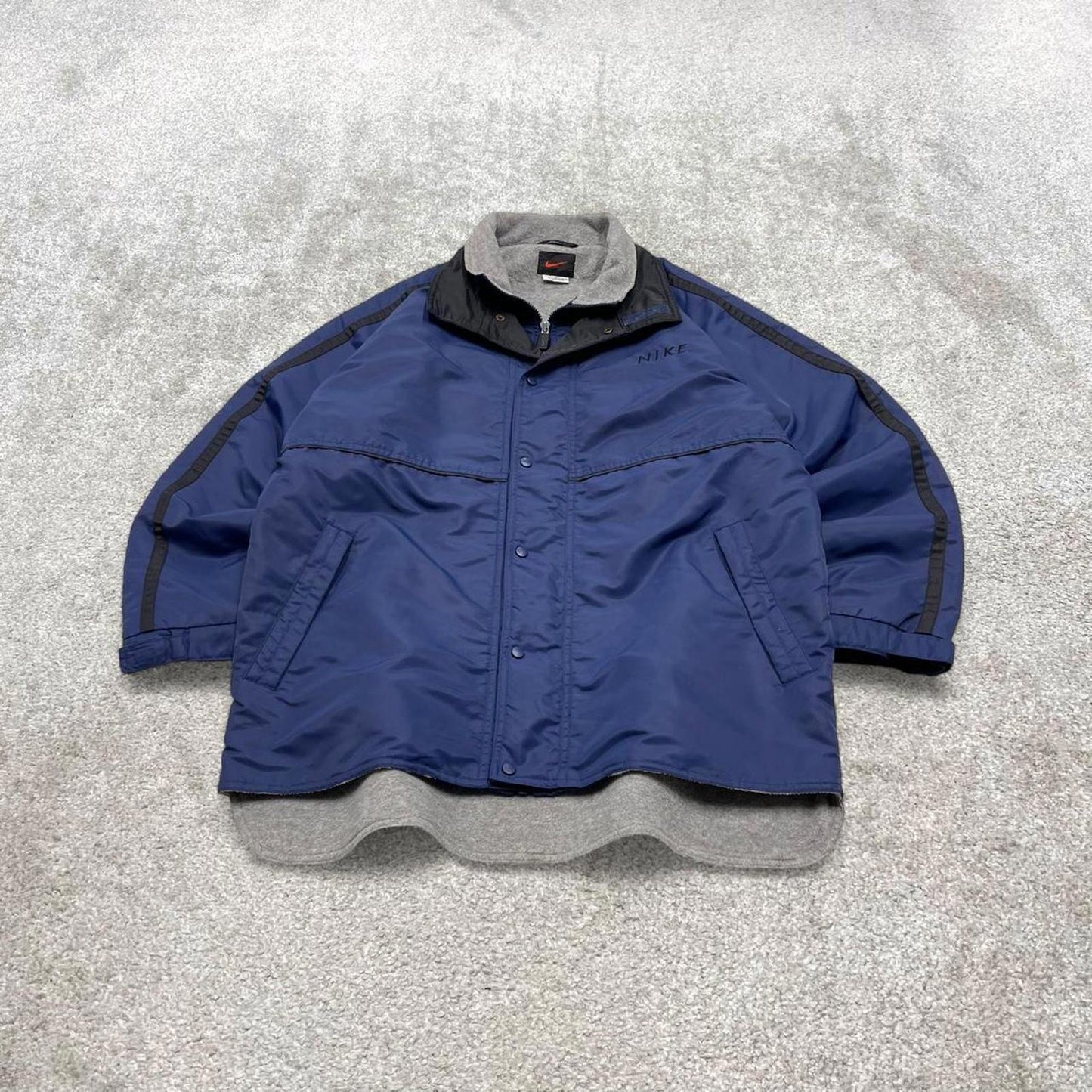 Vintage Nike technical windbreaker jacket Medium men's navy y2k 00s style embroidered boxy coat