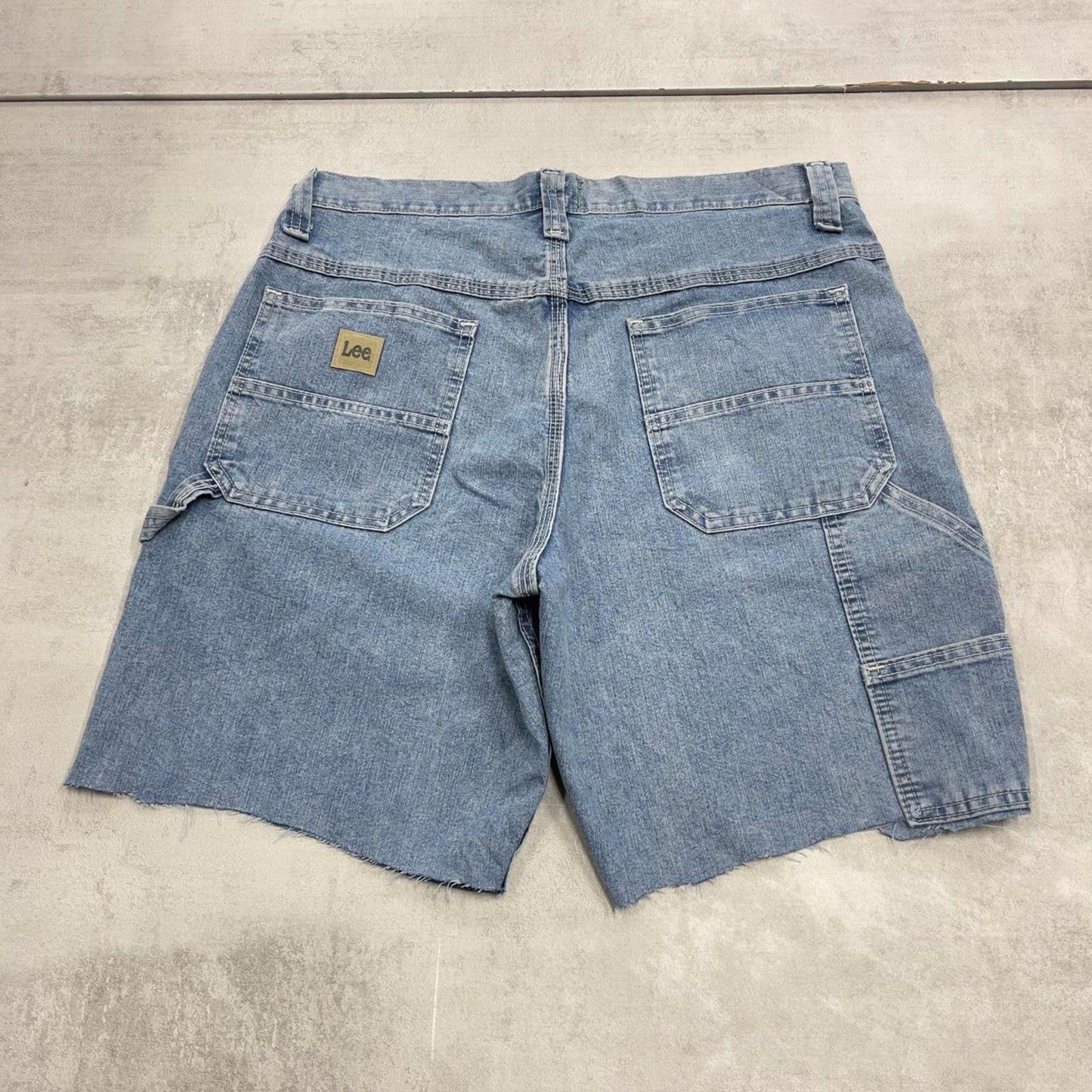 Blue Lee carpenter jorts W34