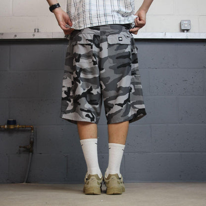 Ecko unltd camo cargo shorts grey W38 Loose floaty lightweight skater surf style camouflage utility