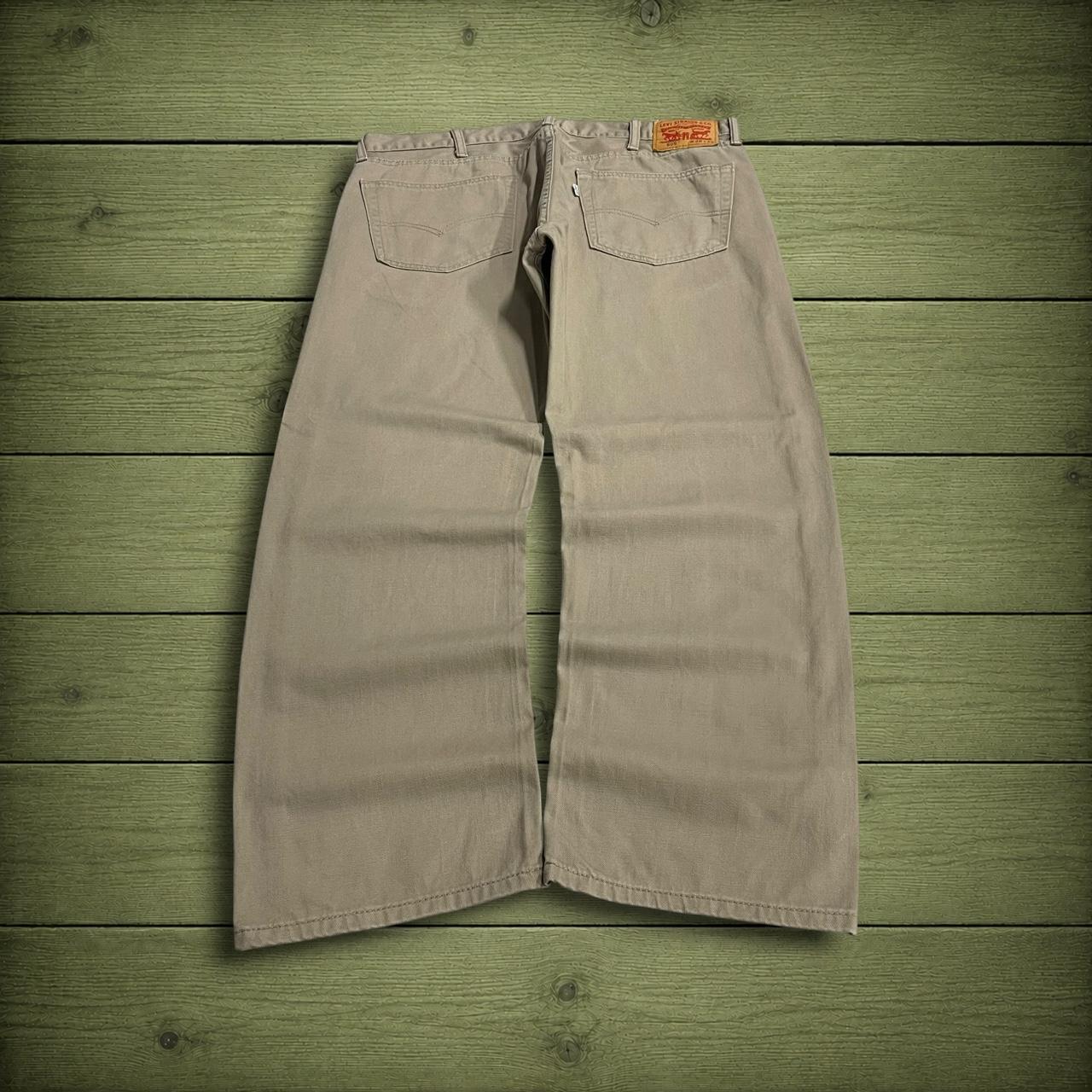 Y2K Levi’s 505 jeans straight leg khaki beige Straight fit 5 pocket pants belt loops white tab logo