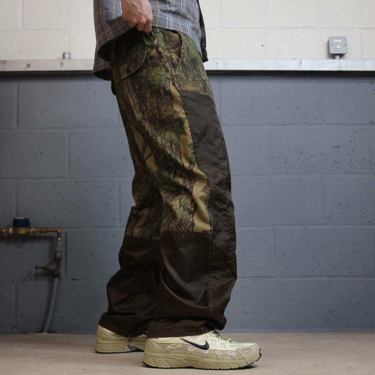 Winchester Trebark camo cargo pants Y2K L brown Realtree style camouflage pattern hunting utility