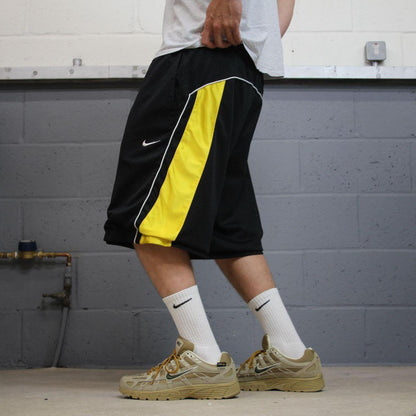 Baggy Nike sports shorts y2k black Basketball style comfy loose floaty summer gym shorts