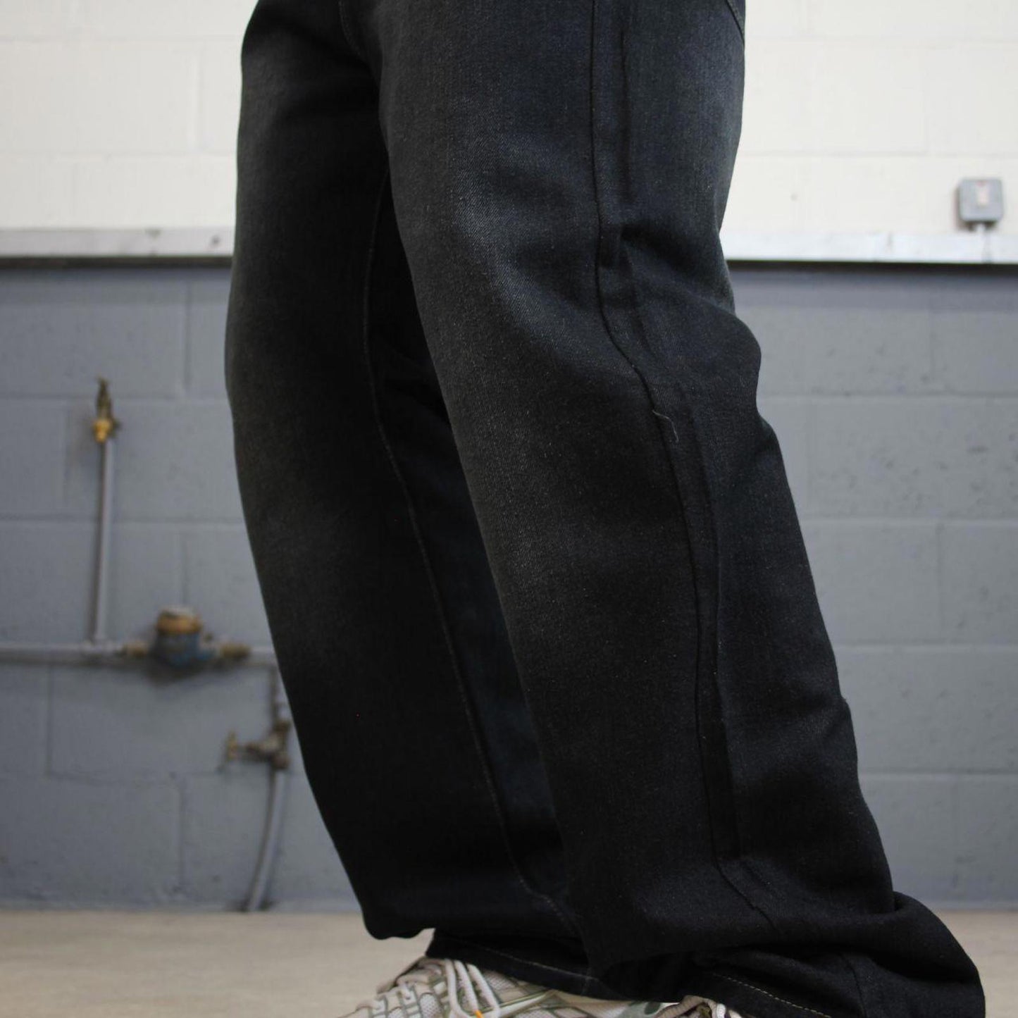 Black RK jeans W38L32 loose Y2K style hip hop embroidered design