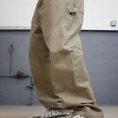 Y2K Wrangler carpenter jeans W40L32 khaki loose cargo skater style jeans