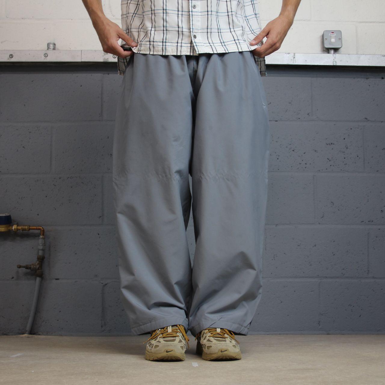 Y2K champion tracksuit bottoms grey XXL Wide leg 2000s style mesh lined track pants