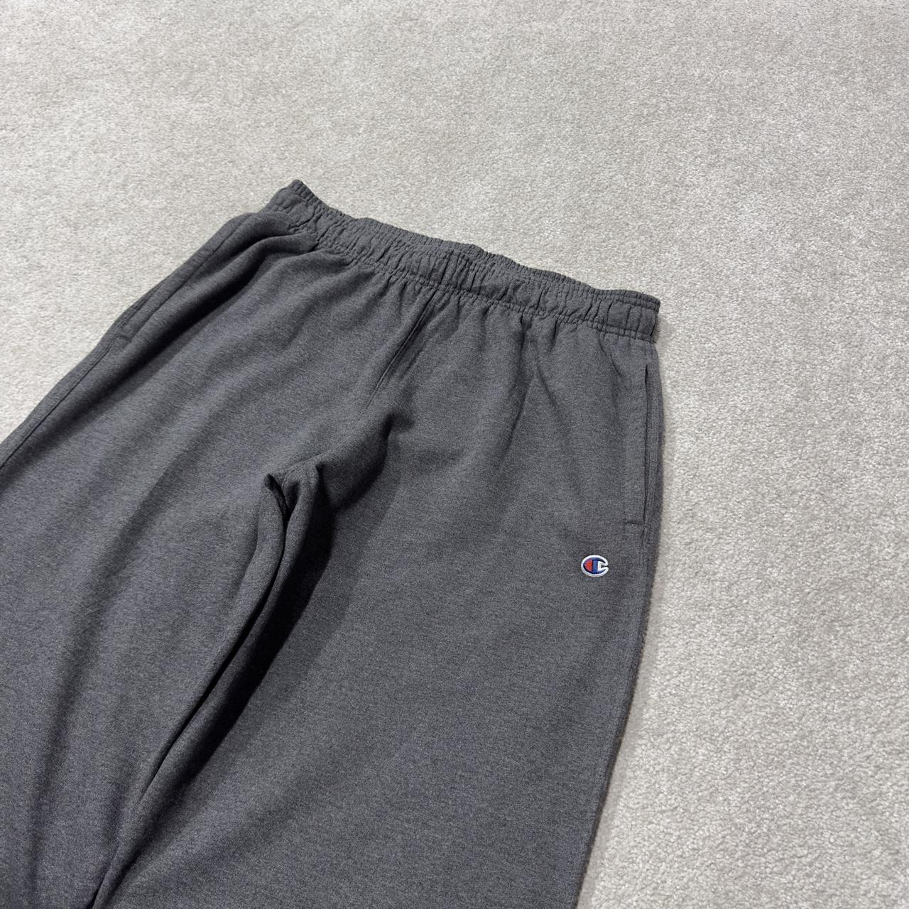 Champion baggy grey joggers wide leg cuffed y2k Loose casual 2000s style jogging bottoms