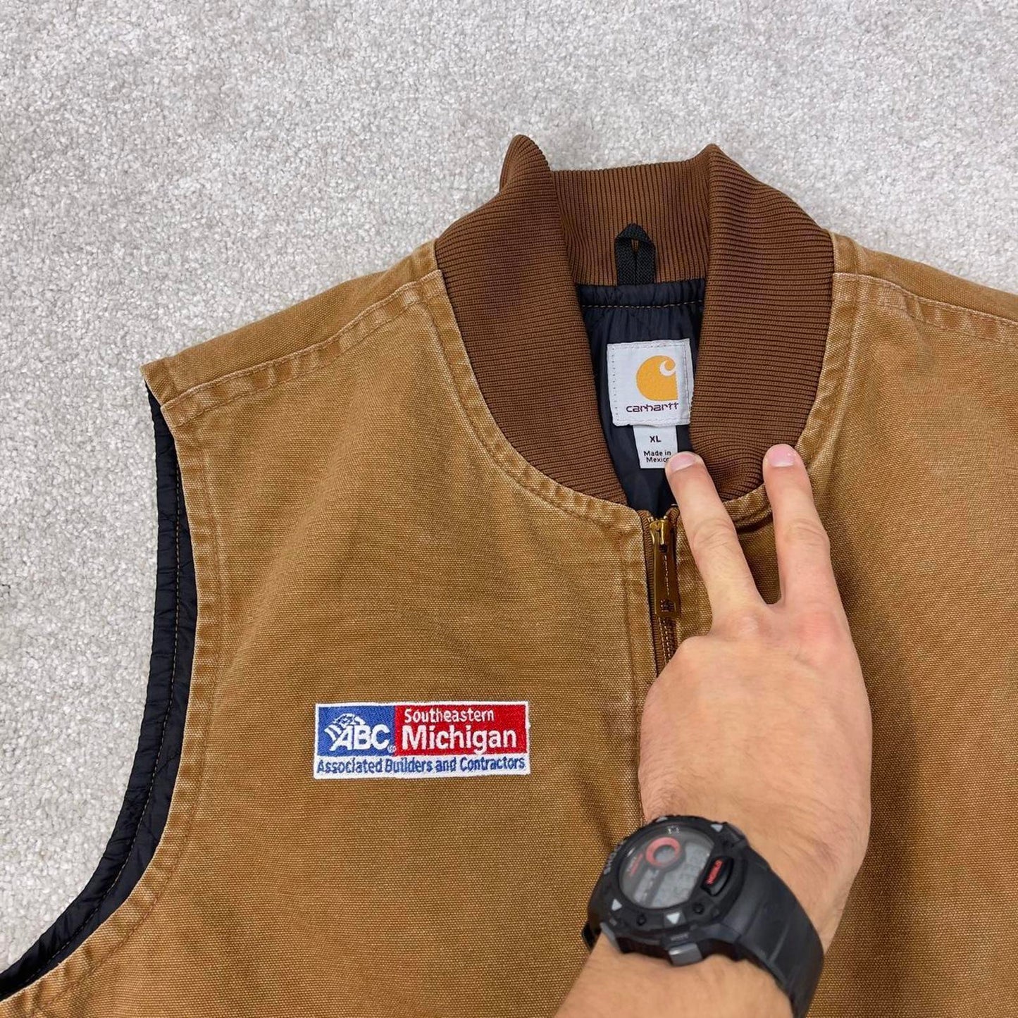 Tan Carhartt gilet XL thick canvas padded body warmer vest embroidered design American