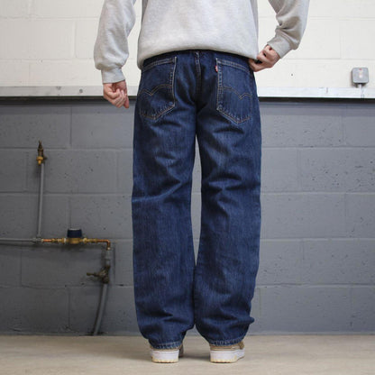 Vintage y2k Levis 505 jeans blue Casual style 5 pocket straight leg denim pants