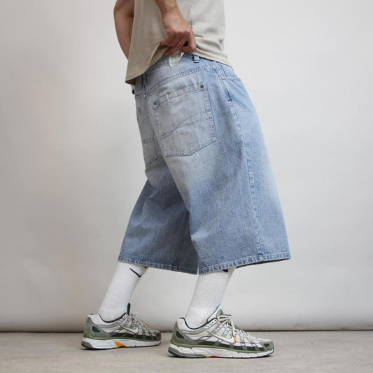 Baggy PJ Mark skate style Jorts W38 wide leg denim 90s style skater shorts stitch designs