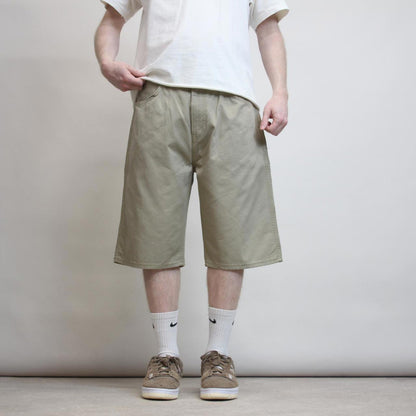 Mens Levi’s shorts W34