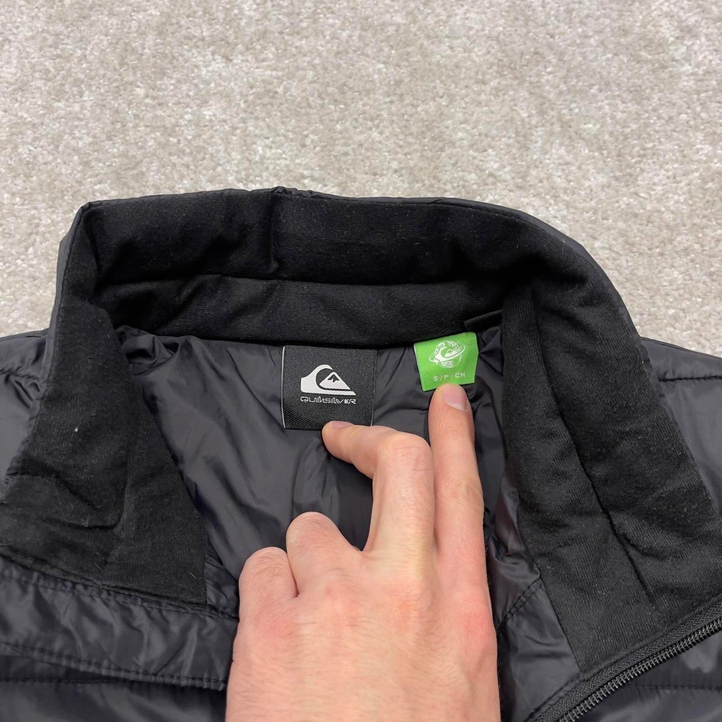 00s Quiksilver technical puffer jacket S men's black y2k style lightweight Packable Stowable coat