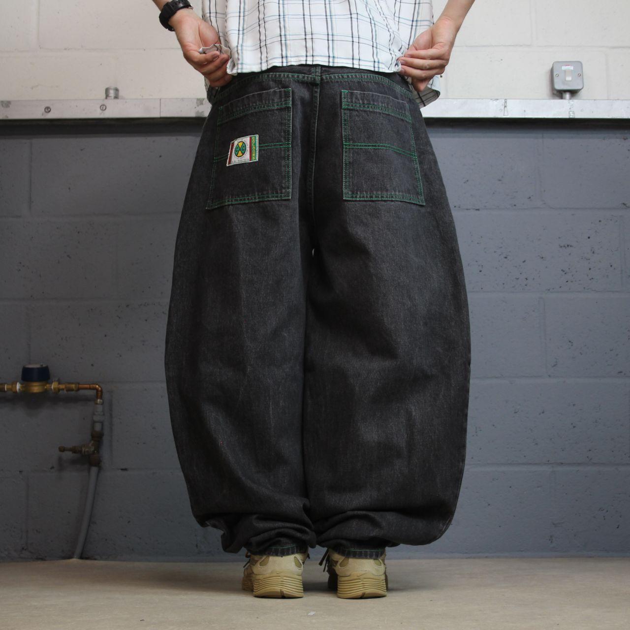 Cross Colours extra baggy jeans W36L34 black tapered barrel fit legs YA DIG vintage Hip Hop pants
