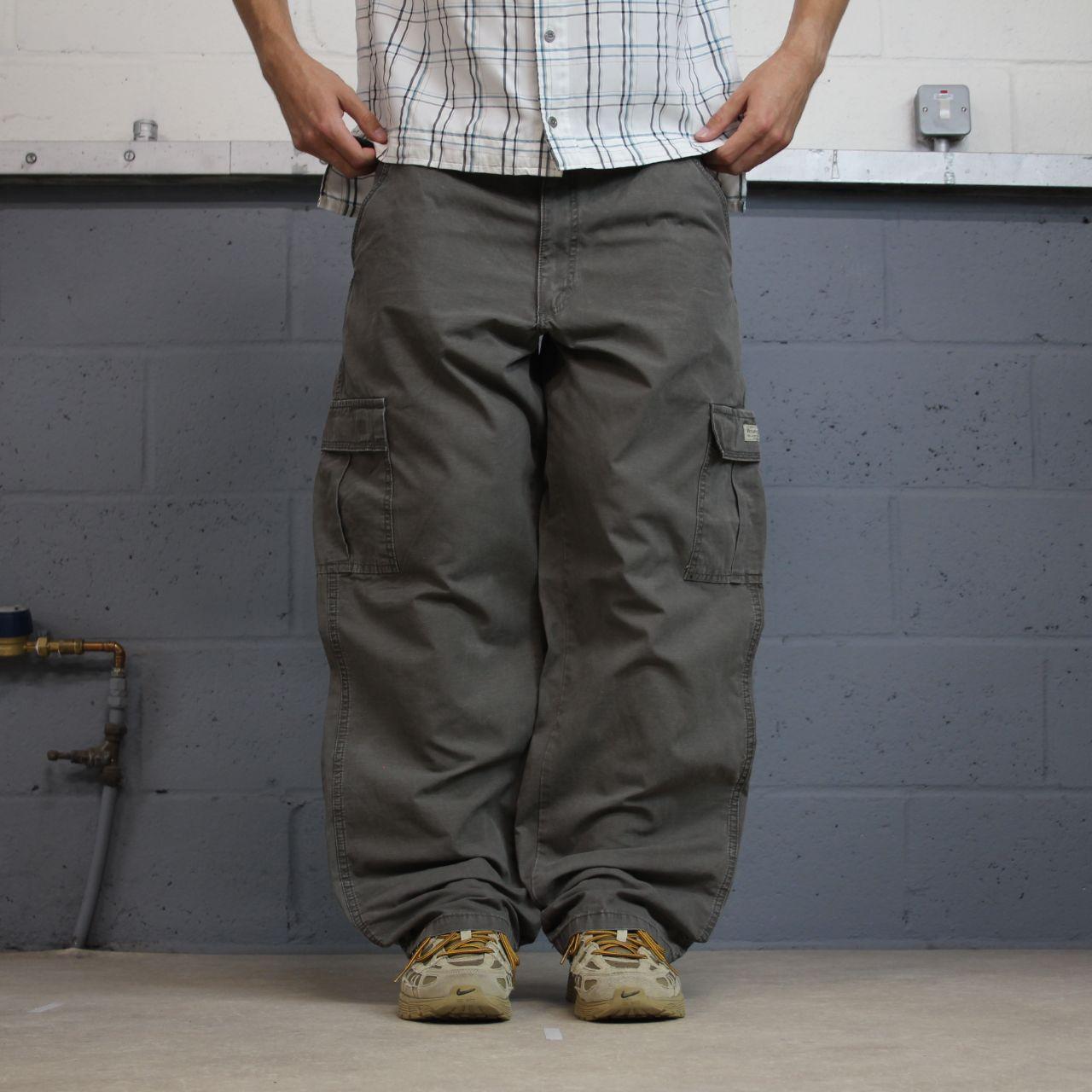 Wrangler carpenter pants y2k khaki Loose straight leg skater 2000s style cargo pants