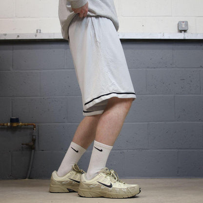 Loose Nike sports shorts y2k grey Basketball style comfy loose floaty summer gym shorts