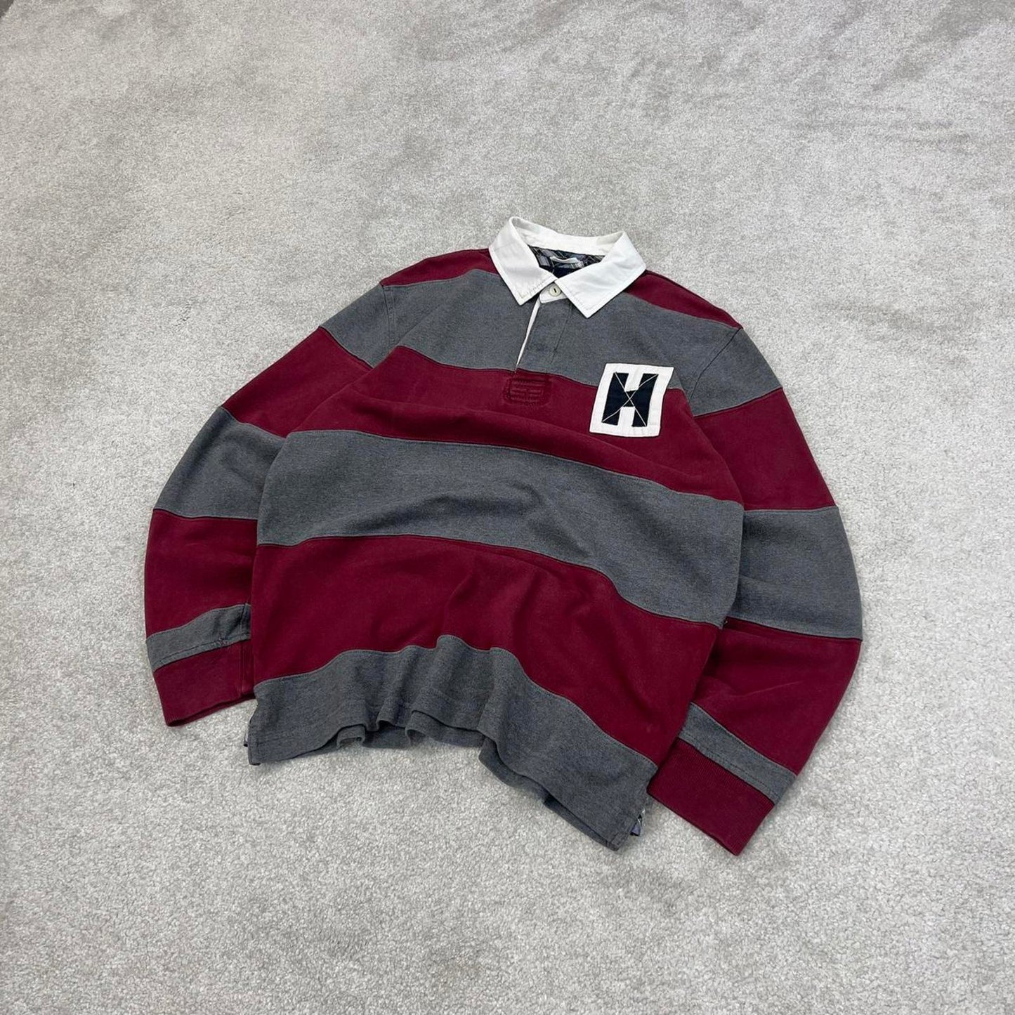 Burgundy grey Tommy Hilfiger vintage style rugby shirt Medium classic striped long sleeve polo loose