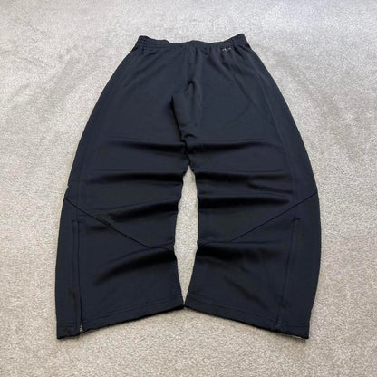 Black baggy Nike trackies Medium y2k style Dri-Fit joggers print Swoosh logo track pants