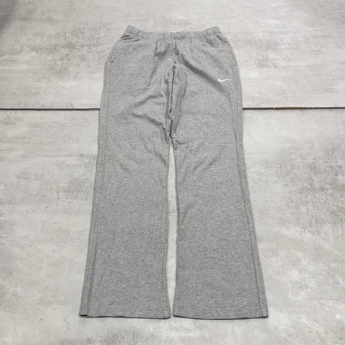 Y2k grey Nike joggers S